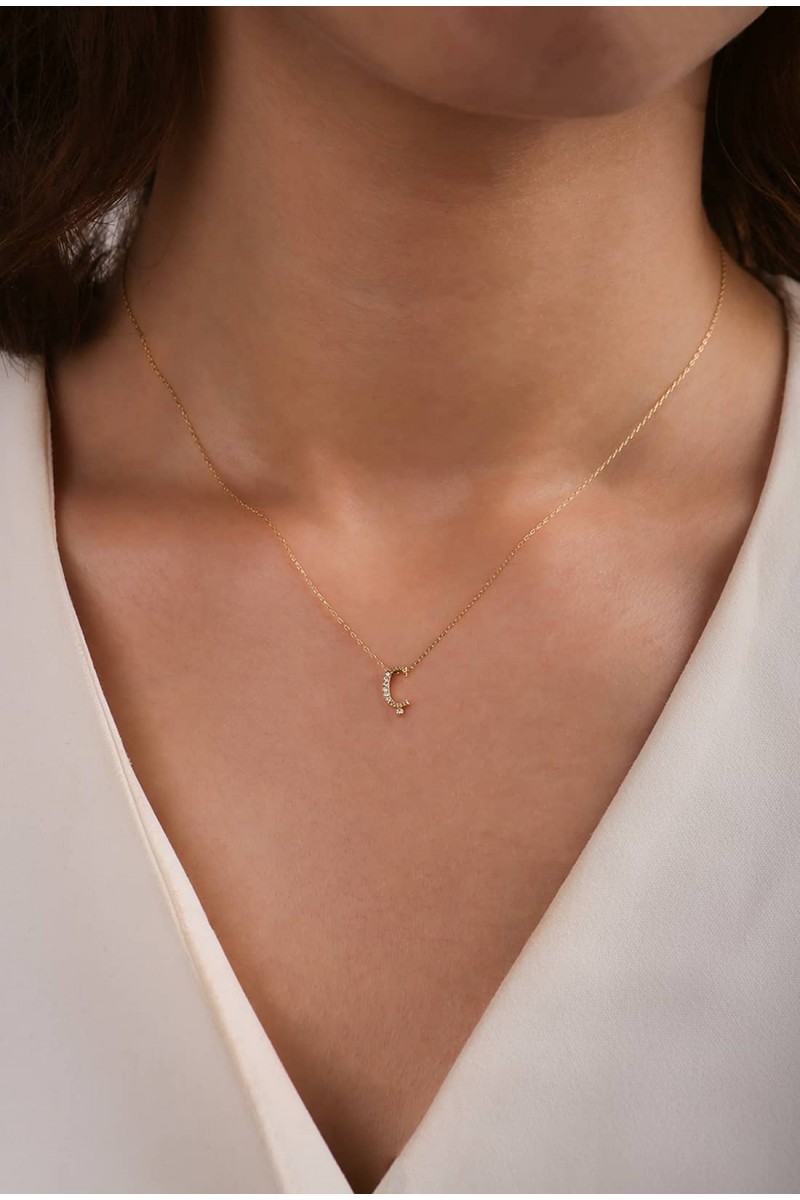 Ç Harfli Taşlı Altın Kolye TD105