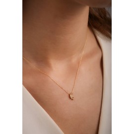 Ç Harfli Taşlı Altın Kolye TD105