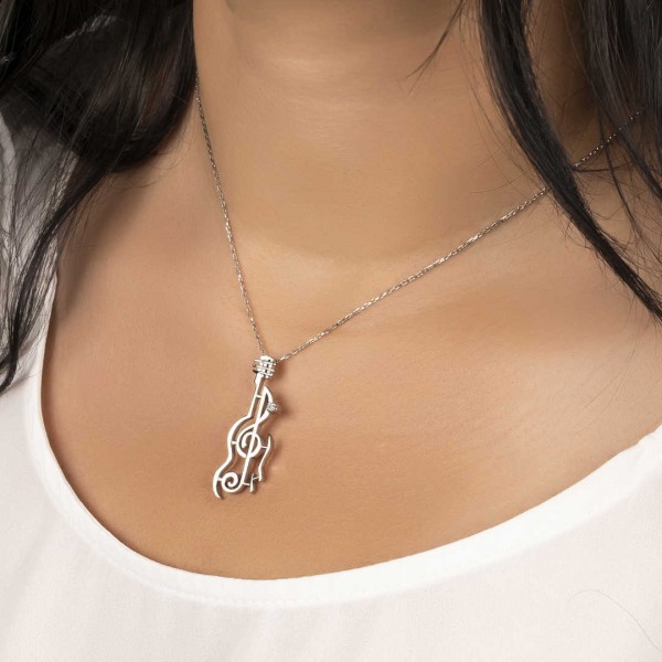 0,02 Karat Pırlantalı Gümüş Sol Anahtar Keman Kolye TD50