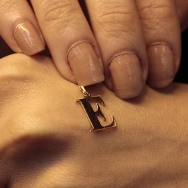 E Harf Altın Kolye Ucu TD35