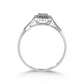 0.18 Karat Pırlanta Baget Yüzük