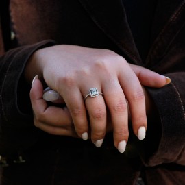 0,21 Karat Pırlanta Baget Yüzük TD340