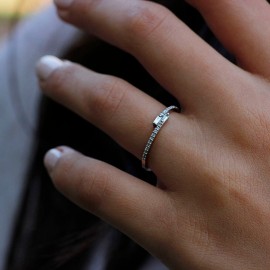 Günlük Minimal Pırlantalı Baget Yüzük  TD160