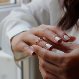 Günlük Minimal Pırlantalı Baget Yüzük TD140   